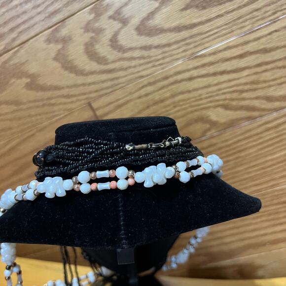 Vintage Seed Beaded Layered Necklace 2 MCM White Black Floral Handmade Beads - Picture 12 of 15